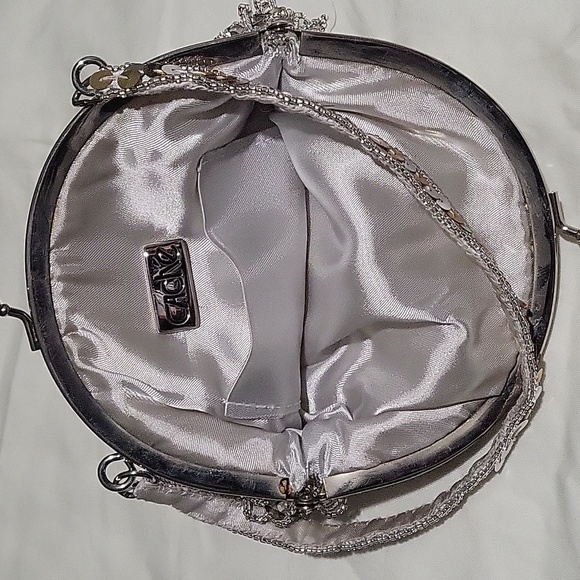 Cache mini metallic sequince purse. - Picture 4 of 11